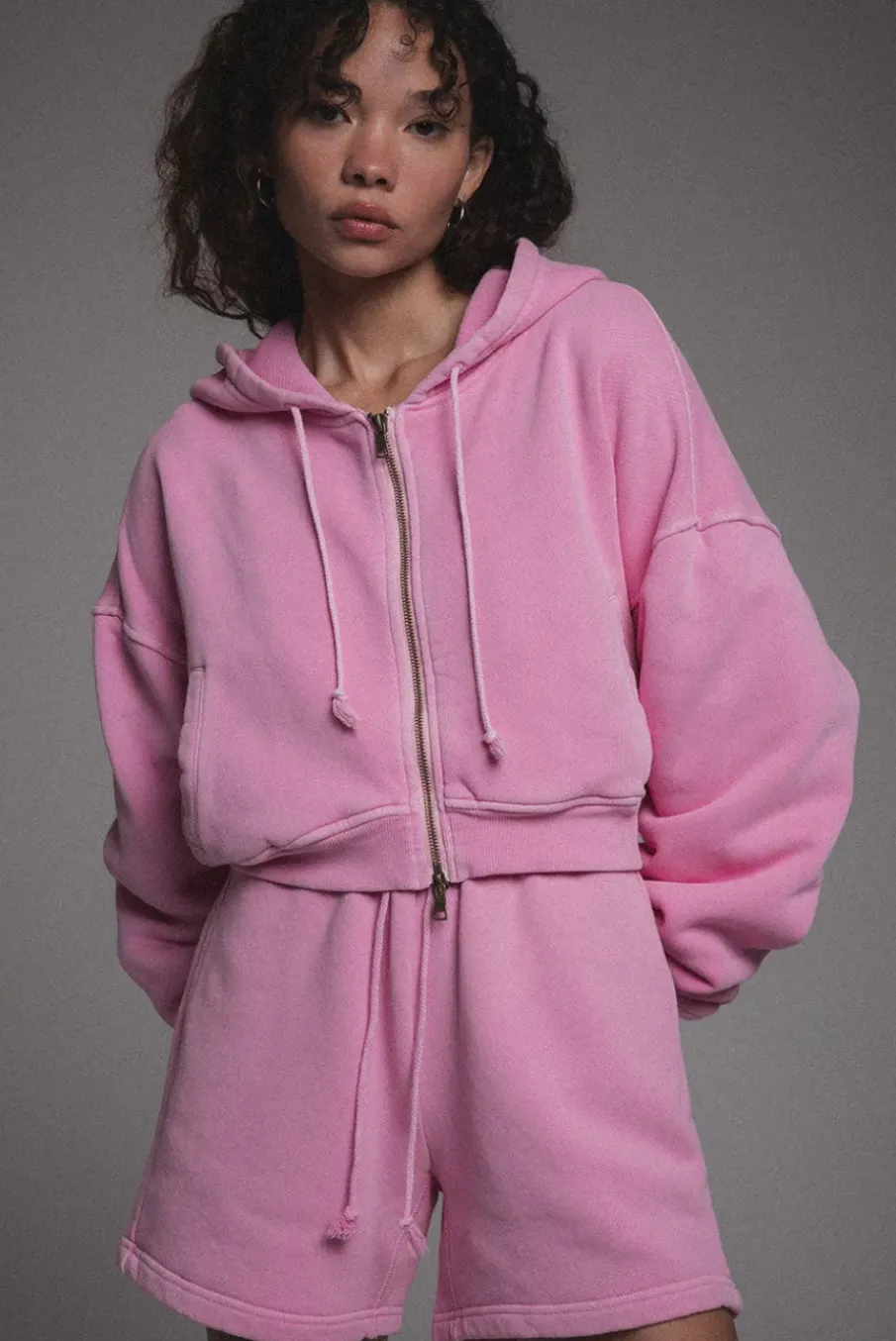 BABYDOLL CROP ZIP HOODIE