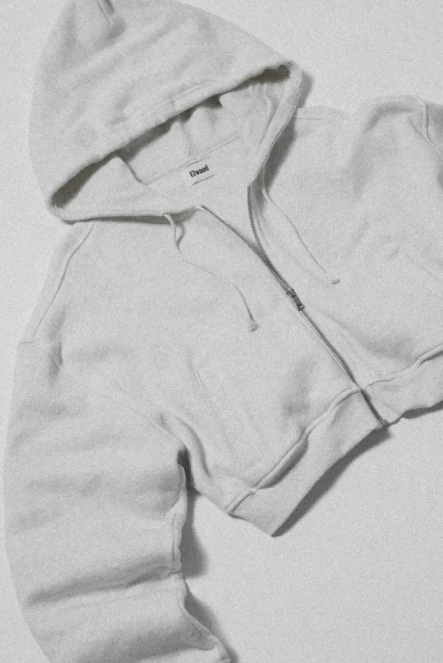 BABYDOLL CROP ZIP HOODIE