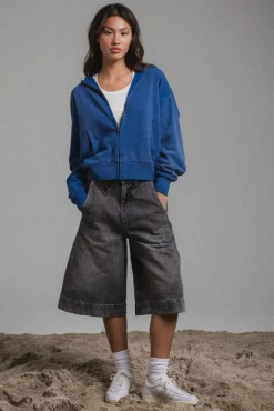 BEACHWOOD CROP HOODIE