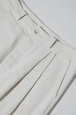 BIG PLEATS CHINO PANT