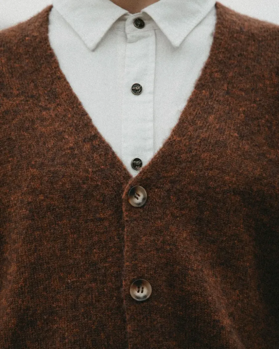 CLASSIC BUTTON UP
