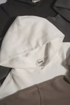 CORE HOODIE