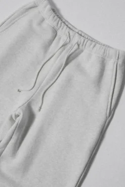 CORE STRAIGHT LEG SWEATPANT
