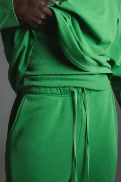CORE STRAIGHT LEG SWEATPANT