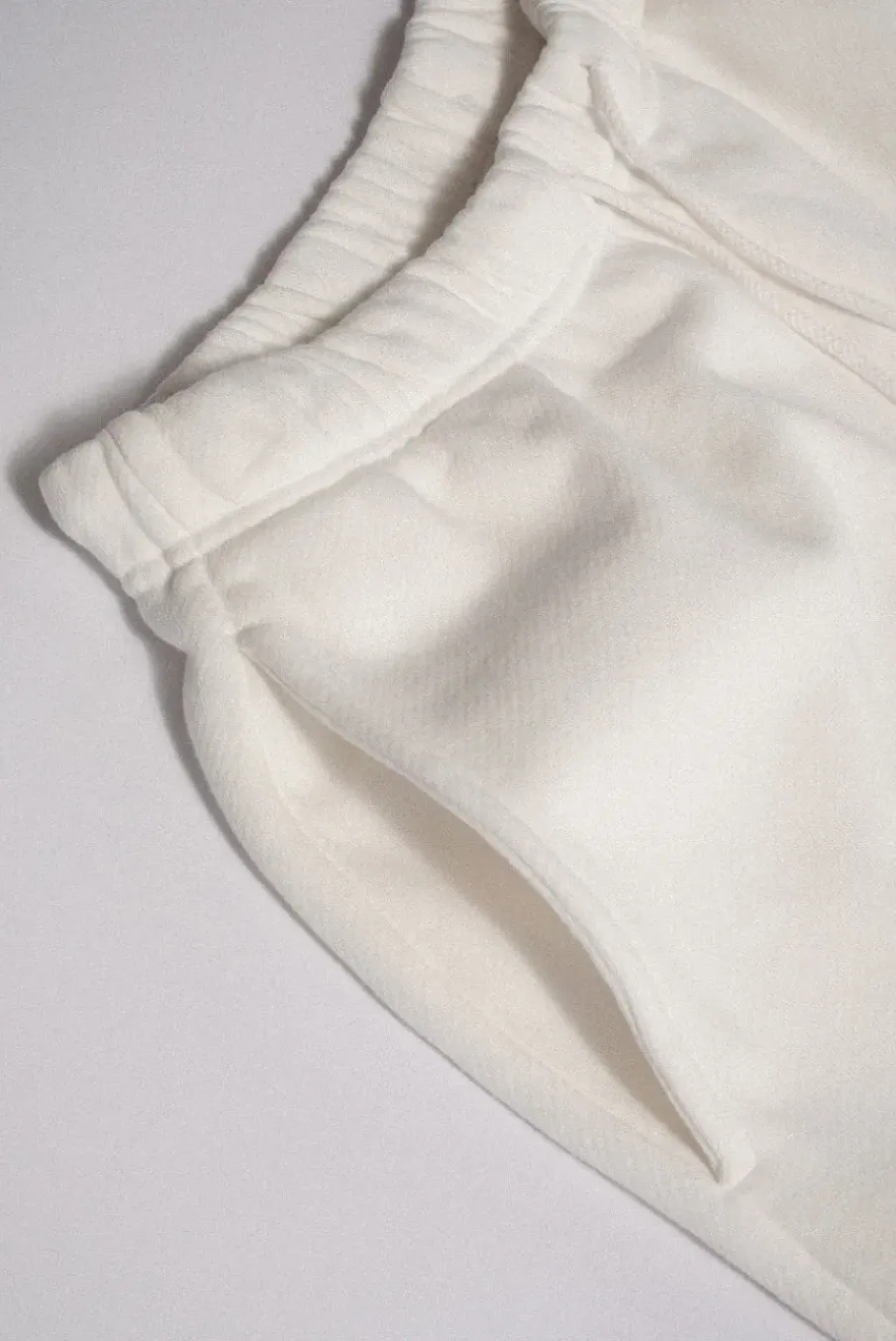 CORE SWEATSHORT