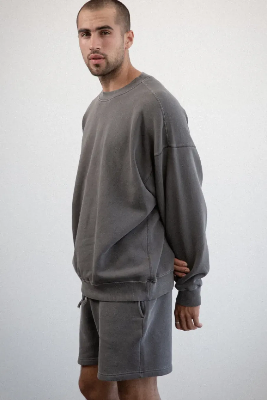 CORE SWEATSHORT