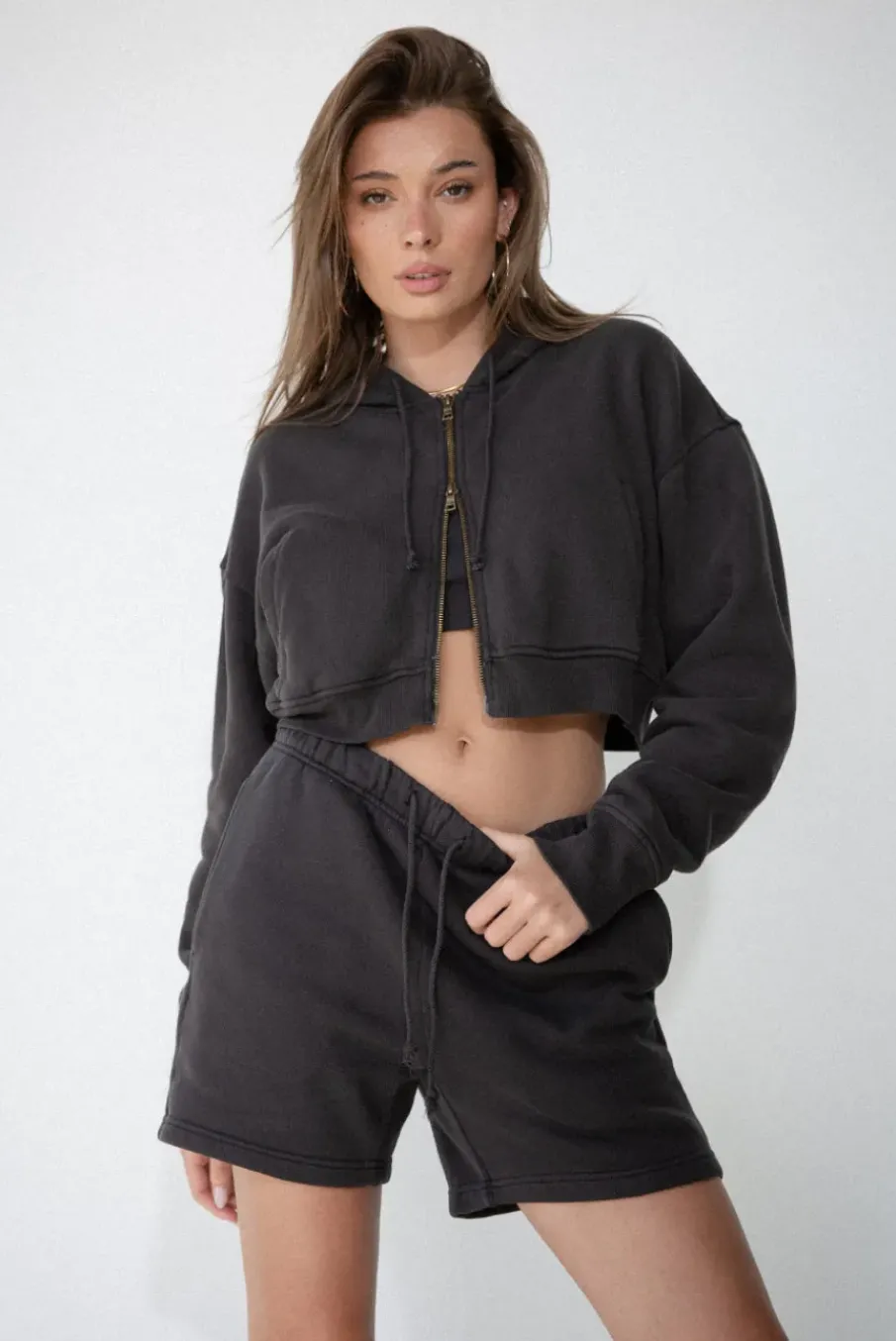 CORE SWEATSHORT