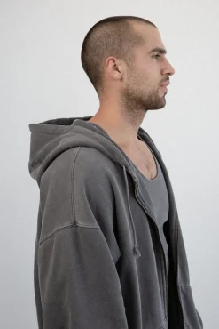 CORE ZIP HOODIE