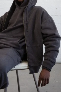 CORE ZIP HOODIE
