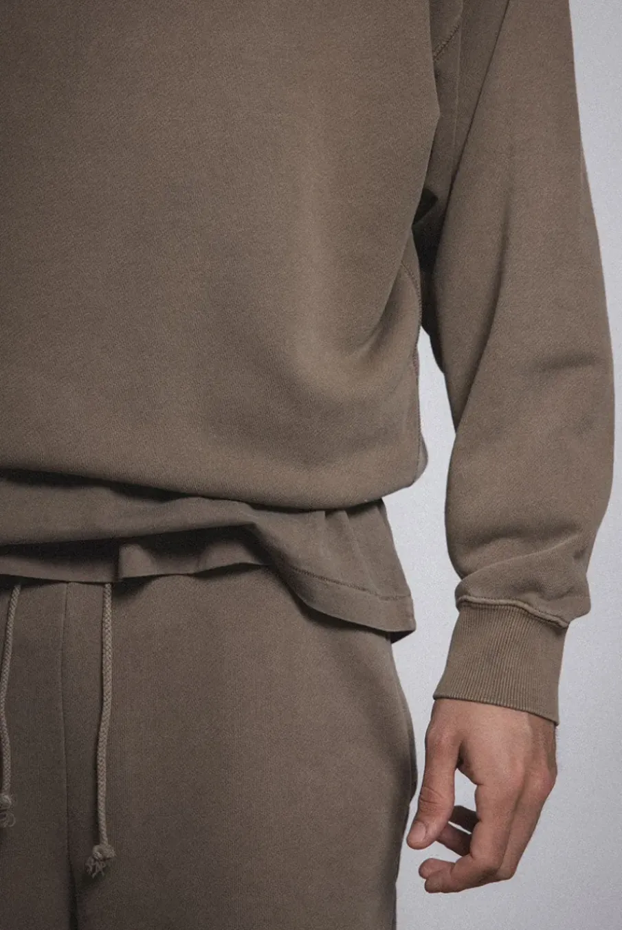 OVERSIZED CORE CREWNECK