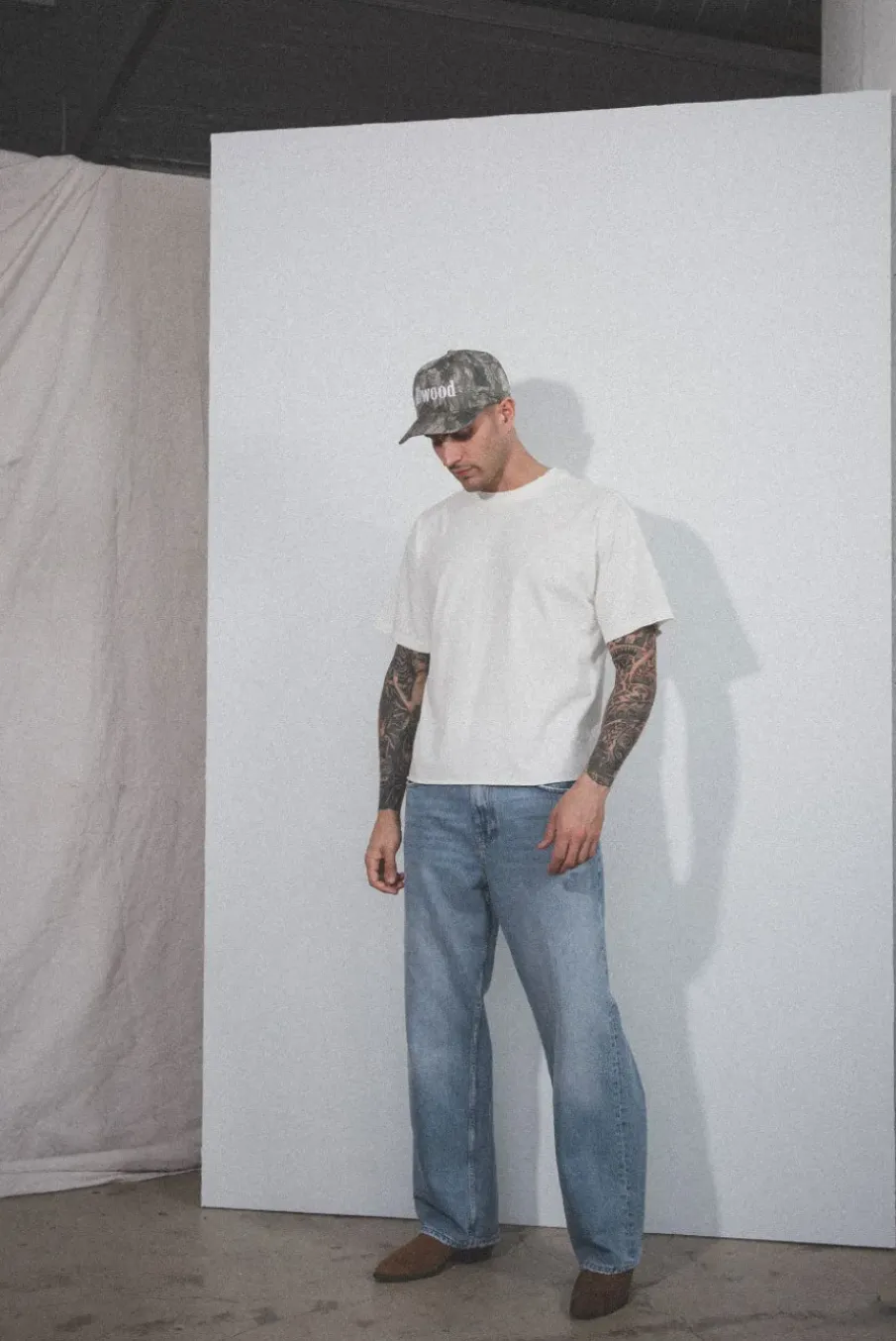 OVERSIZED CROP CORE TEE