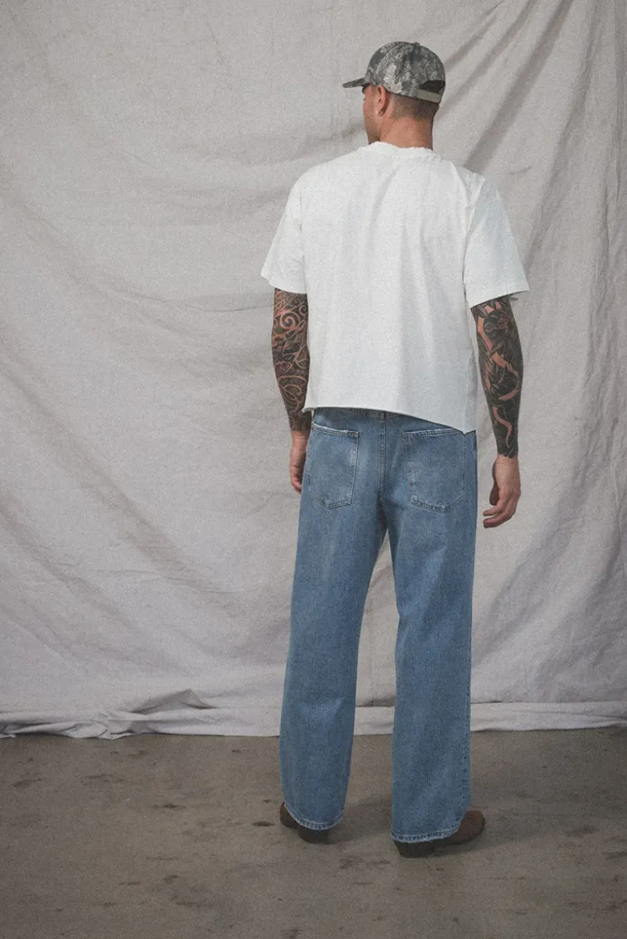 OVERSIZED CROP CORE TEE