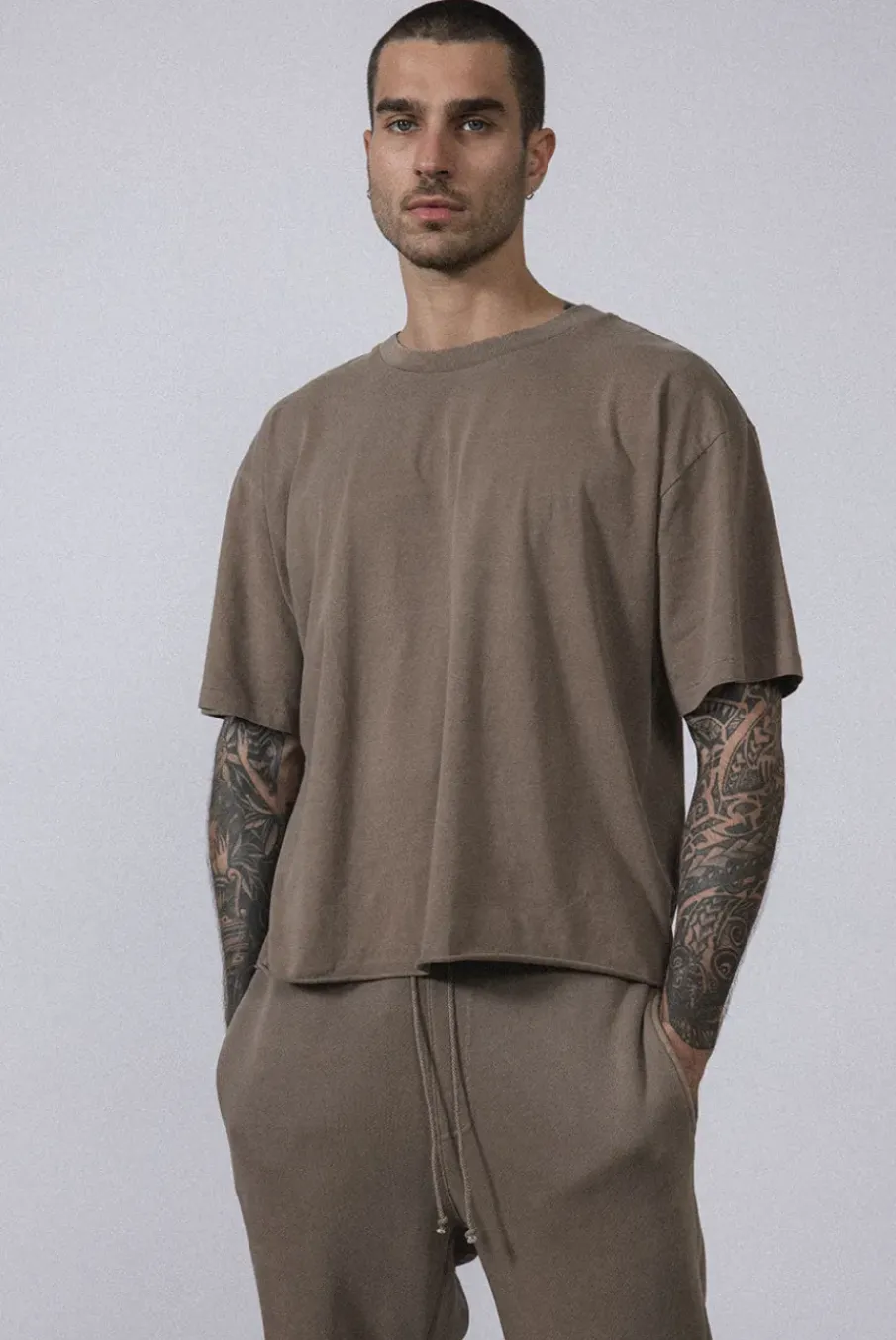 OVERSIZED CROP CORE TEE