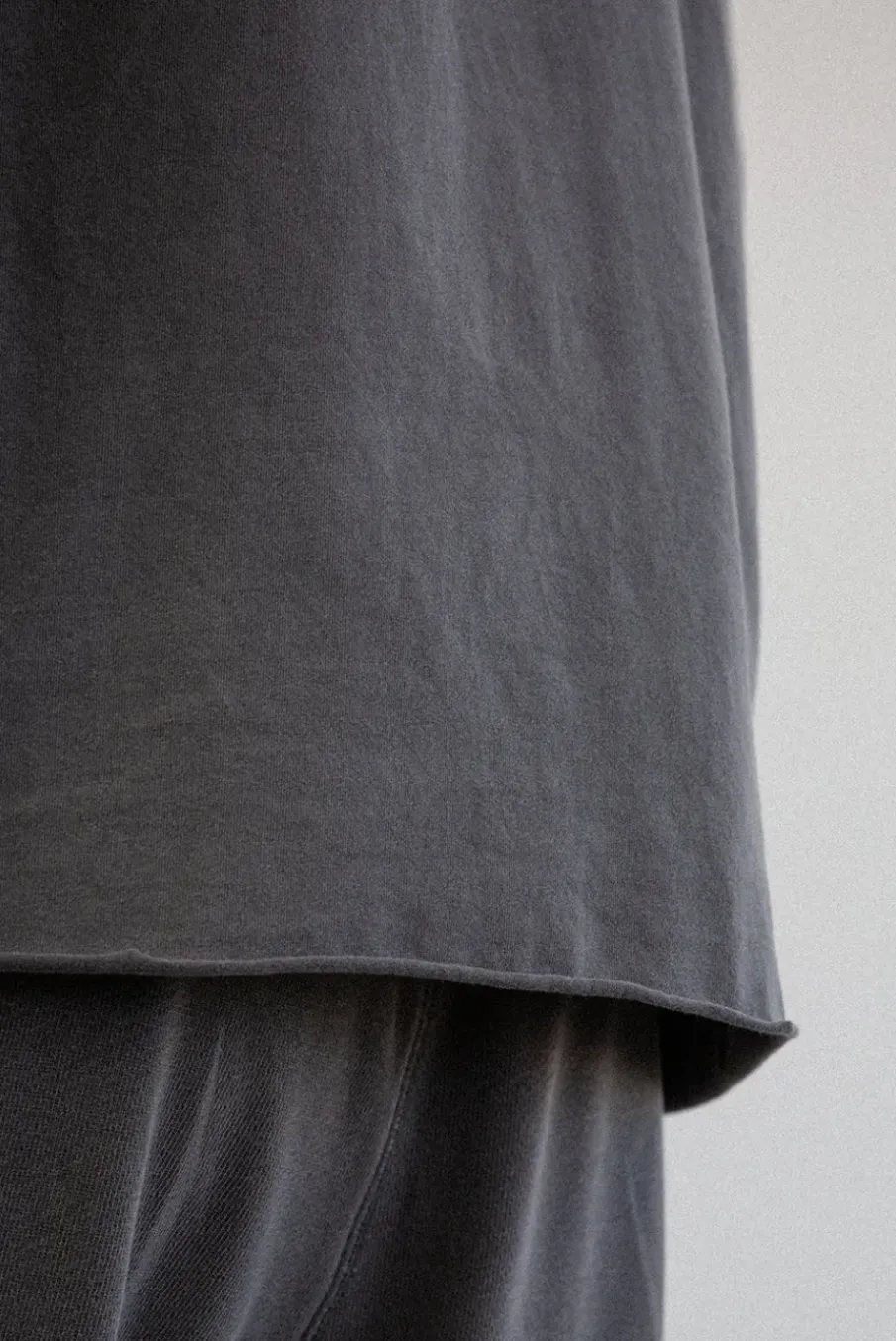 OVERSIZED CROP CORE TEE