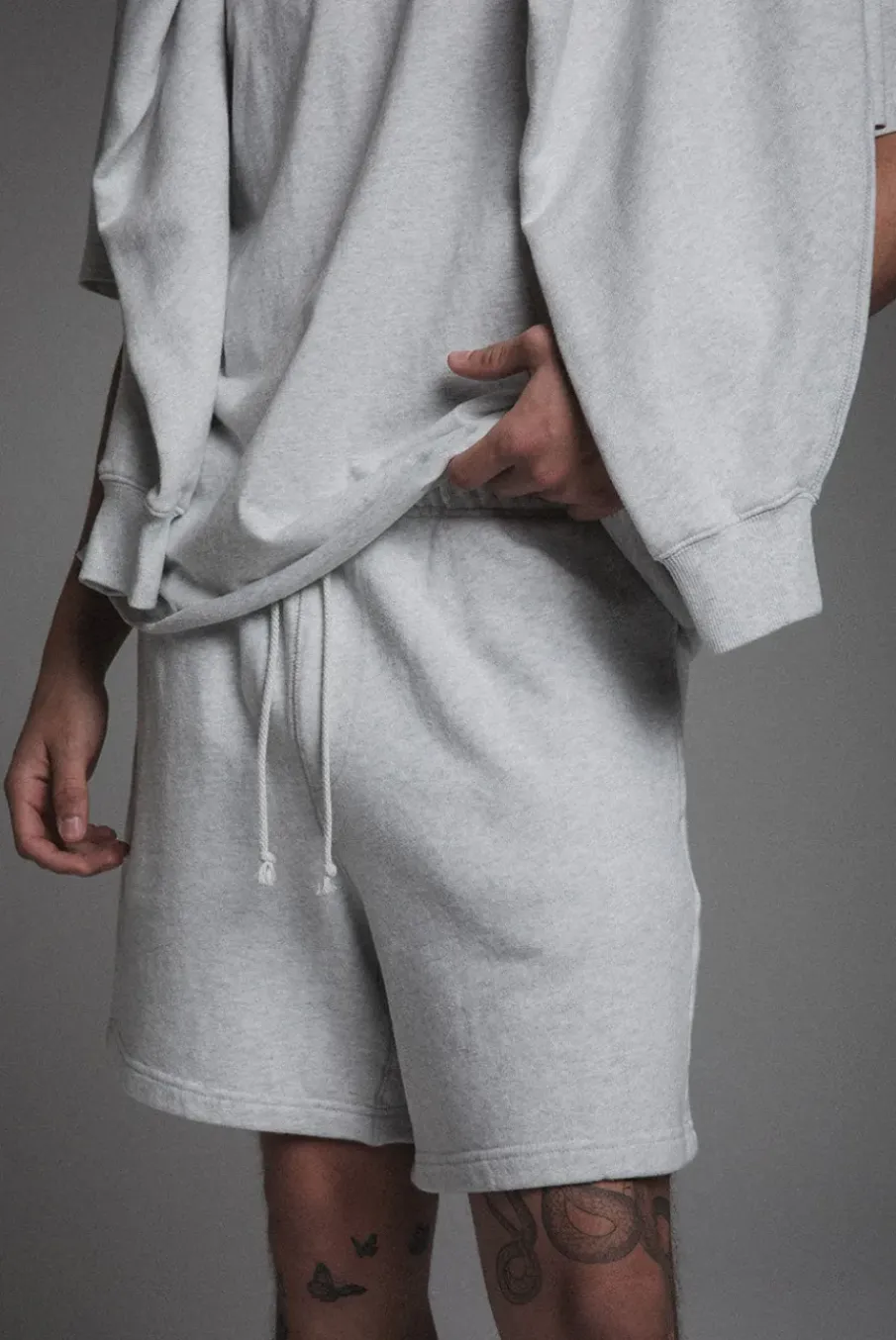 OVERSIZED CROP CORE TEE