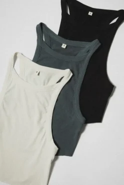 RACER BACK TANK