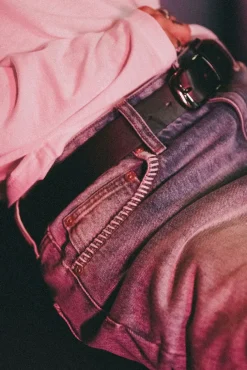 STITCHED POCKET PANT