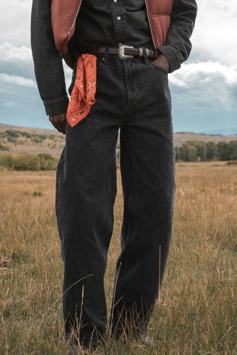 STRAIGHT LEG DENIM PANT