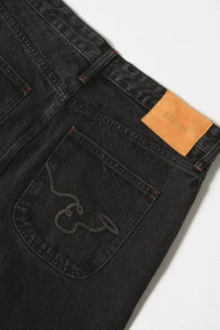 STRAIGHT LEG DENIM PANT