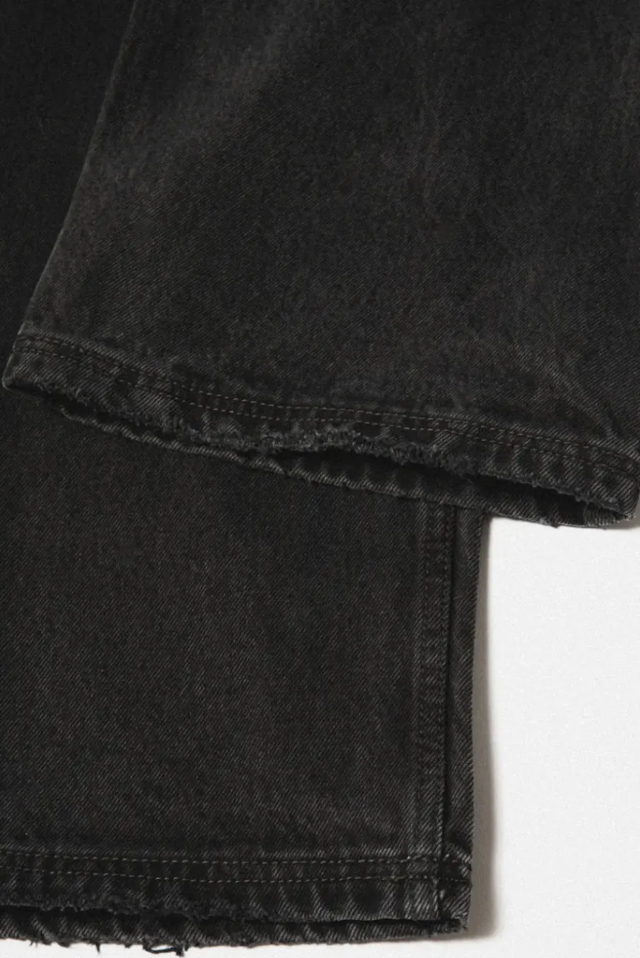 STRAIGHT LEG DENIM PANT